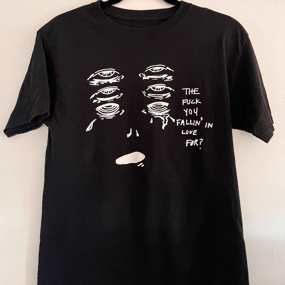 Small Black Hanes Graphic T Shit Unisex